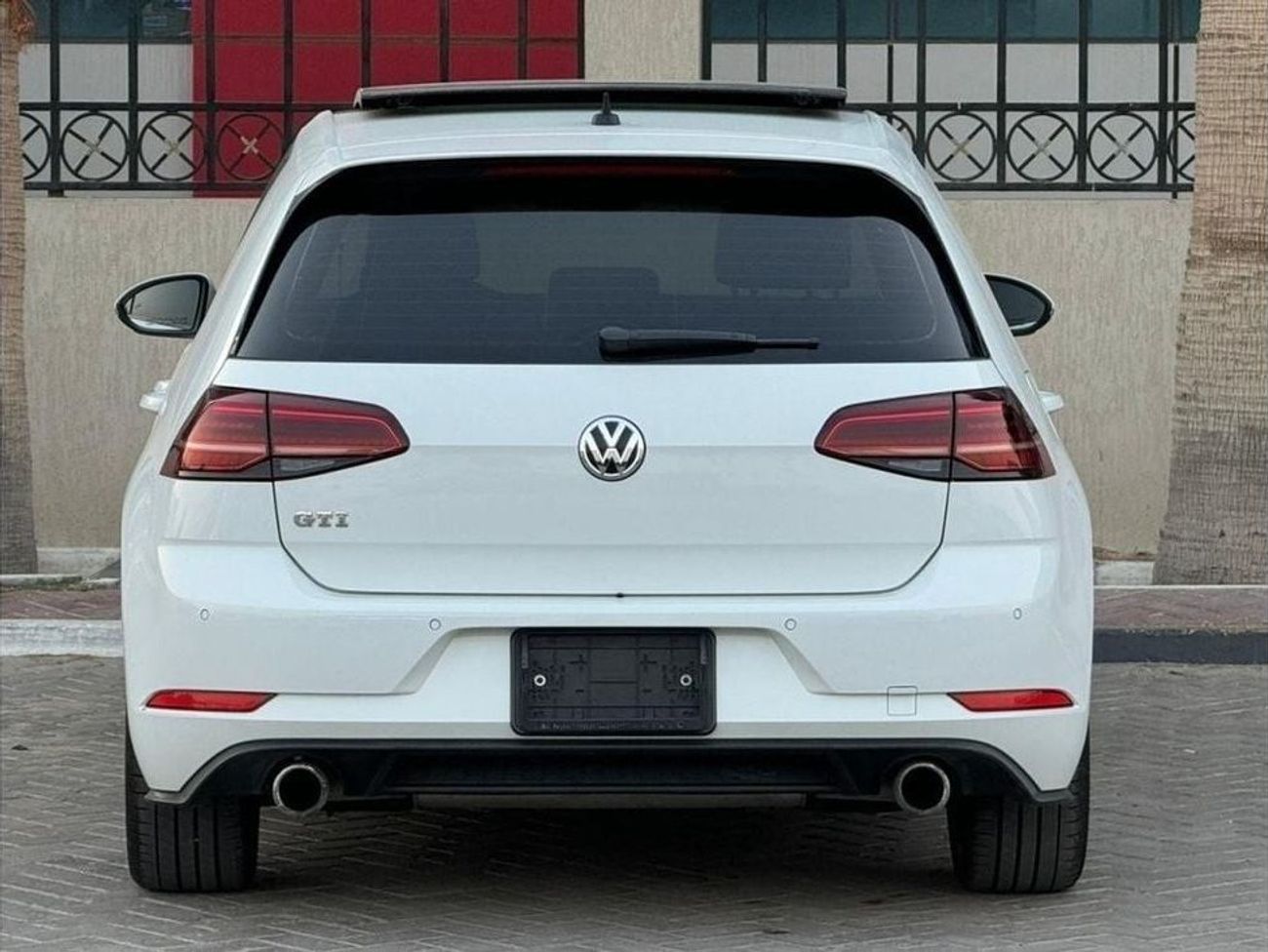 Volkswagen Golf GTI P1