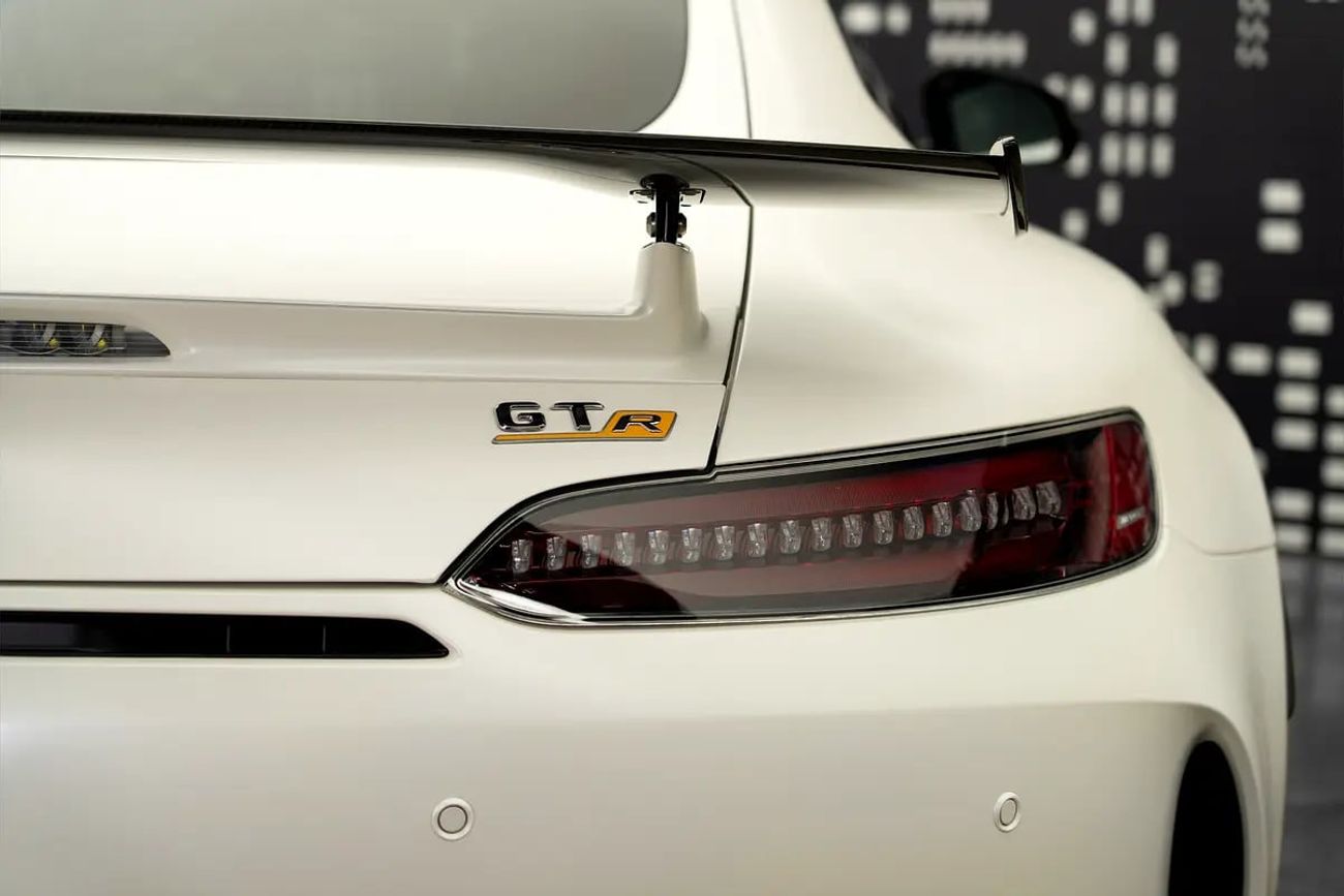 Mercedes-Benz AMG GTR