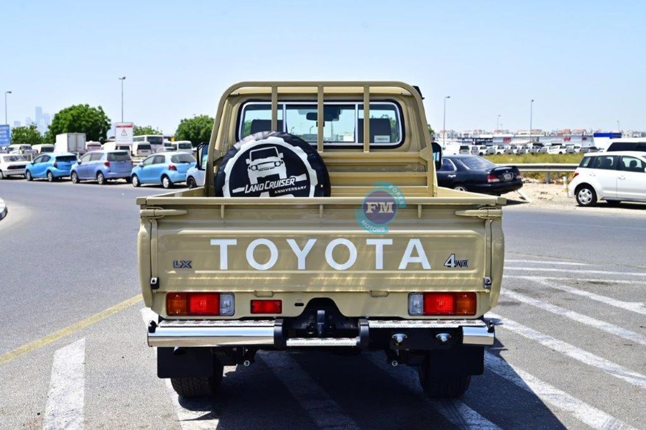 تويوتا لاند كروزر بيك آب 79 Single Cab LX-Z 2.8L Diesel Automatic