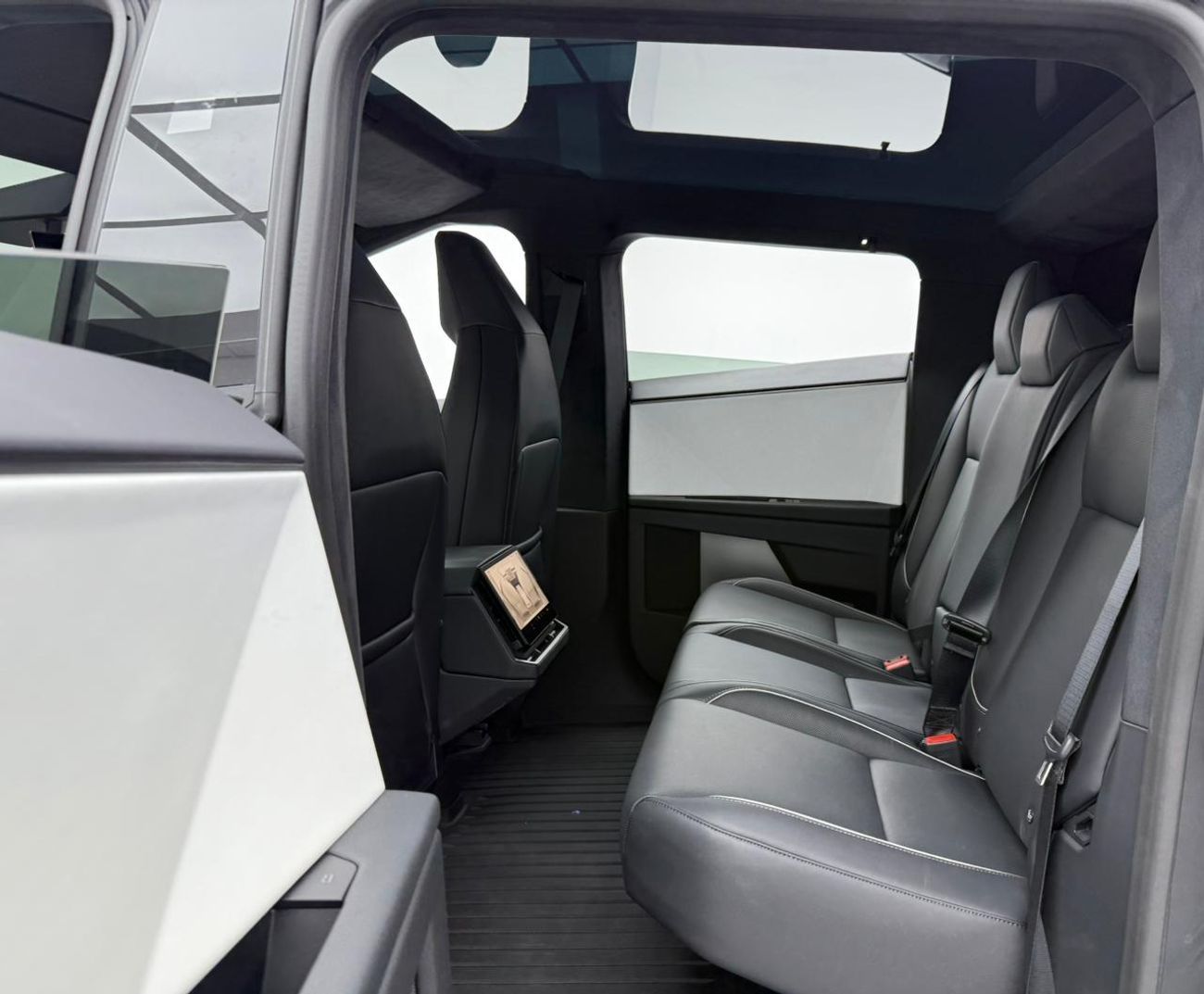 Tesla Cybertruck 2024 Tesla Cyberbeast Foundation Edition, Brand New, Excellent Condition