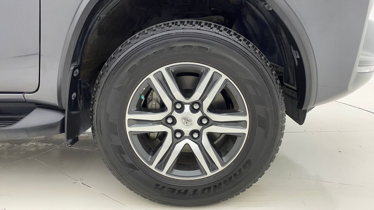 تويوتا فورتونر EXR 2.7 | بدون دفعة مقدمة | اختبار القيادة في المنزل