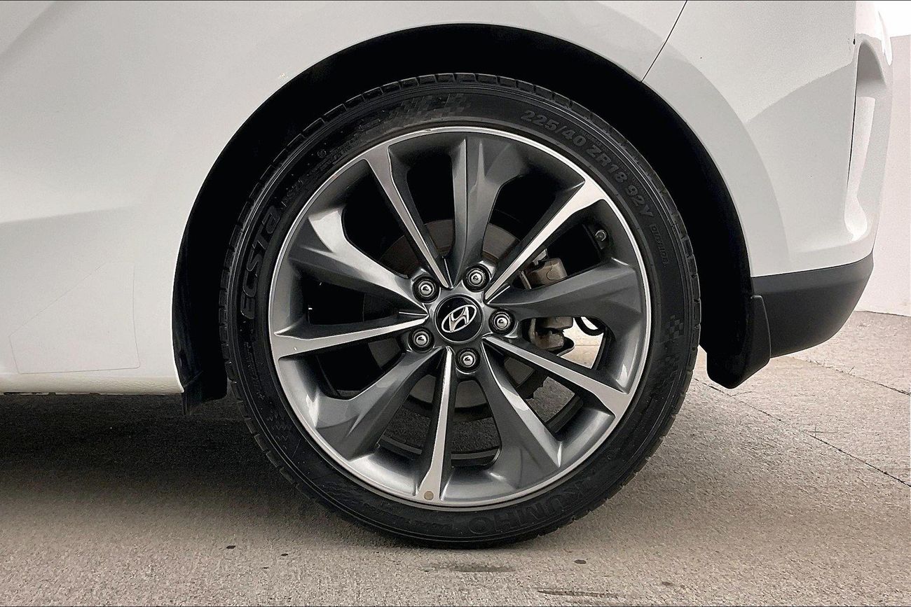 Hyundai Veloster Standard | Guaranteed Warranty | 0 Down Payment