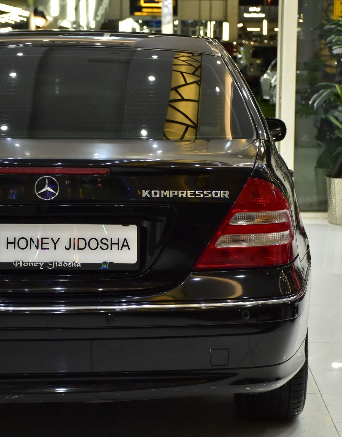 Mercedes-Benz C 180 EXCELLENT DEAL for our Mercedes Benz C180 Kompressor ( 2007 Model ) in Black Color GCC Specs