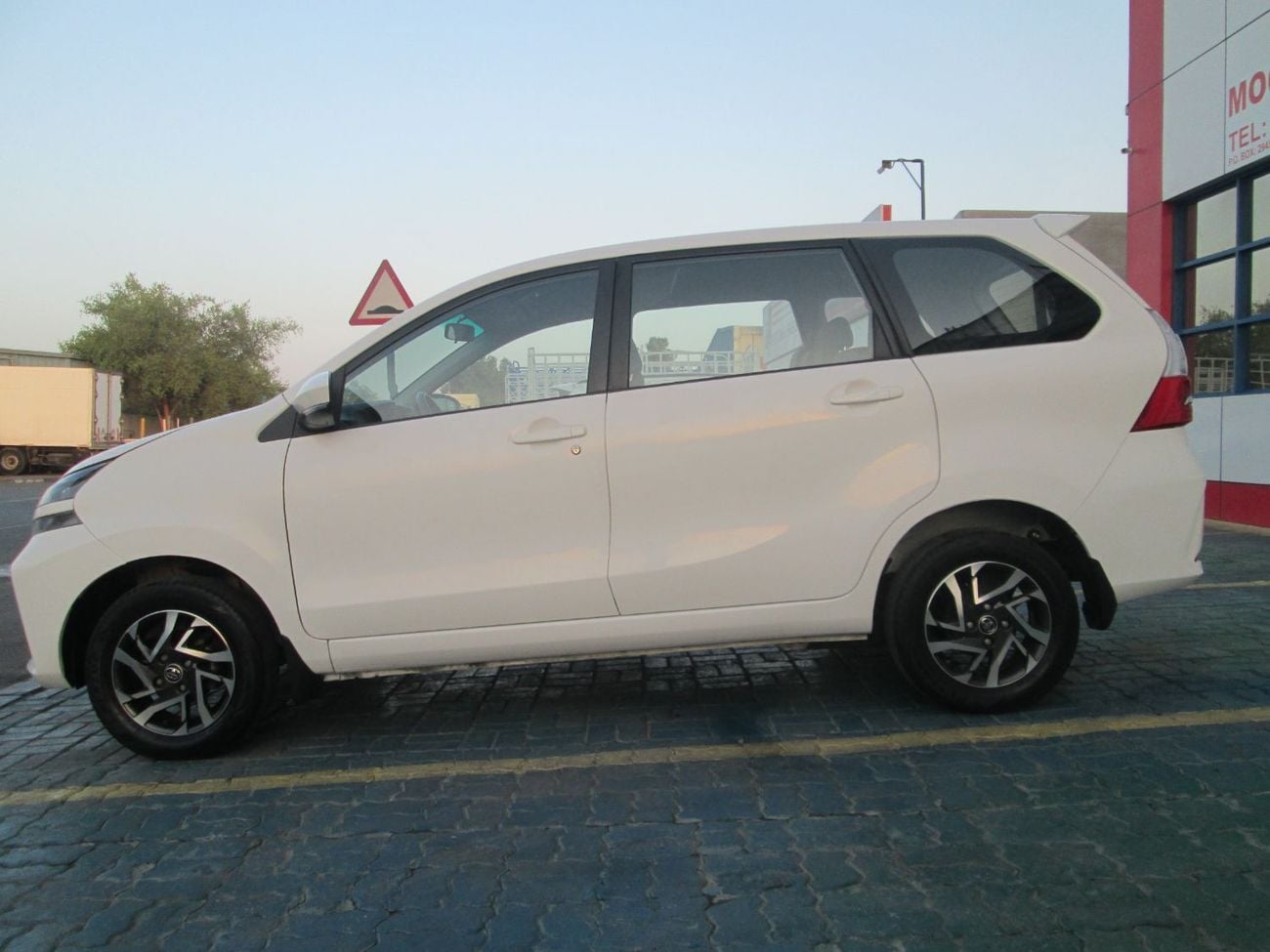 Toyota Avanza CC SPORT2 LTH Standard 1.5L