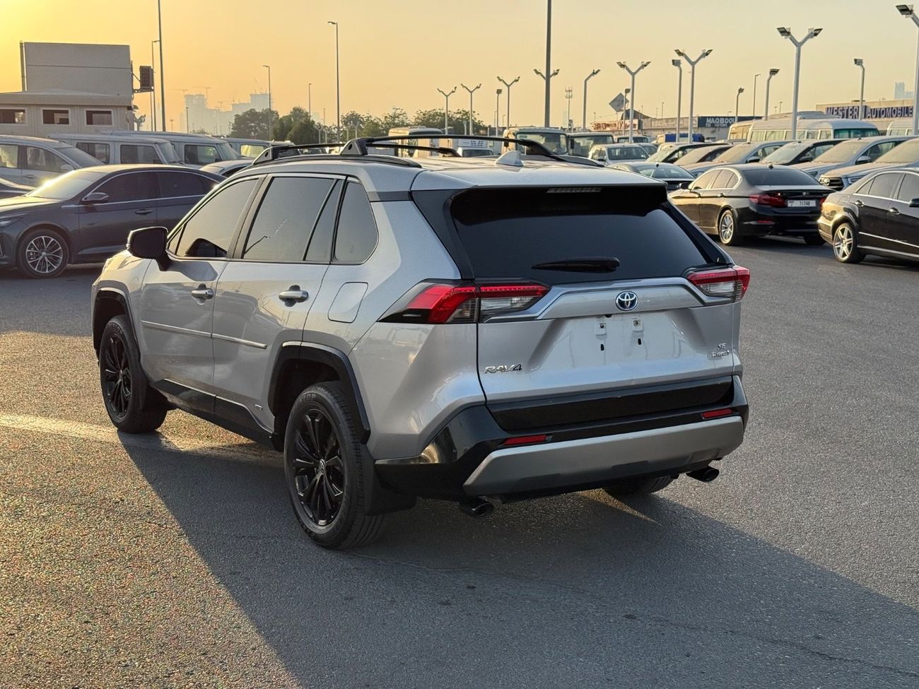 Toyota RAV4 2023 TOYOTA RAV4 SE HYBRID 4x4 IMPORTED FROM USA
