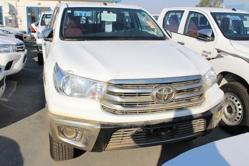 تويوتا هيلوكس 2700 سي سي بنزين كير اتوماتيك فل اوبشن