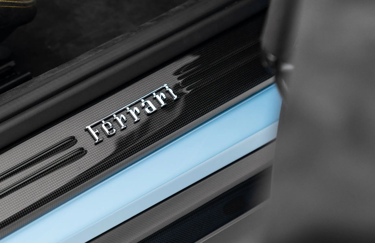 فيراري 812 كومبيتيزون 6.5L V12 Naturally Aspirated Engine