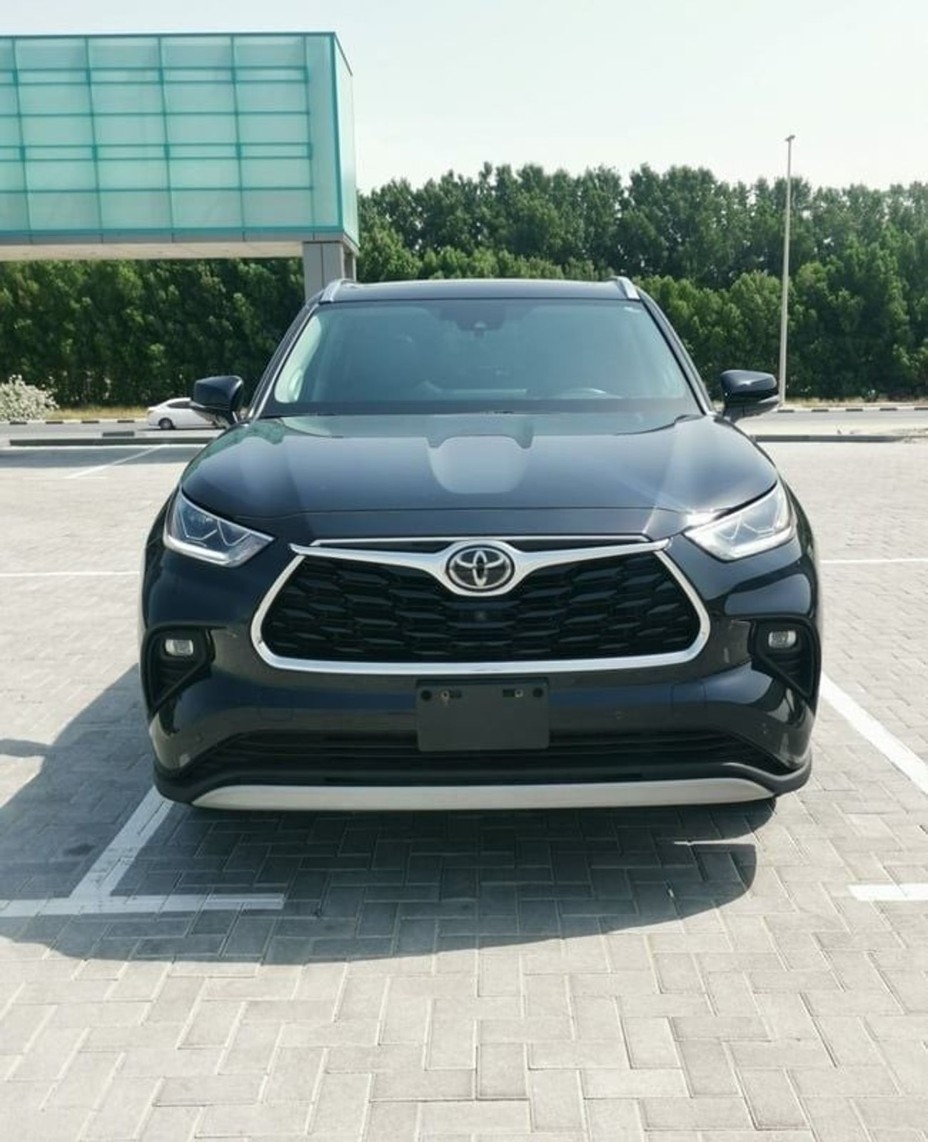 Toyota Highlander TOYOTA HIGHLANDER PLATINUM -2021 BLACK