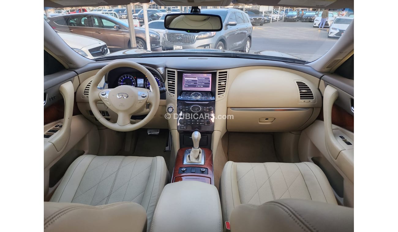 Infiniti FX35 Infiniti FX 35_Gcc_2012_Excellent_Condition _Full option
