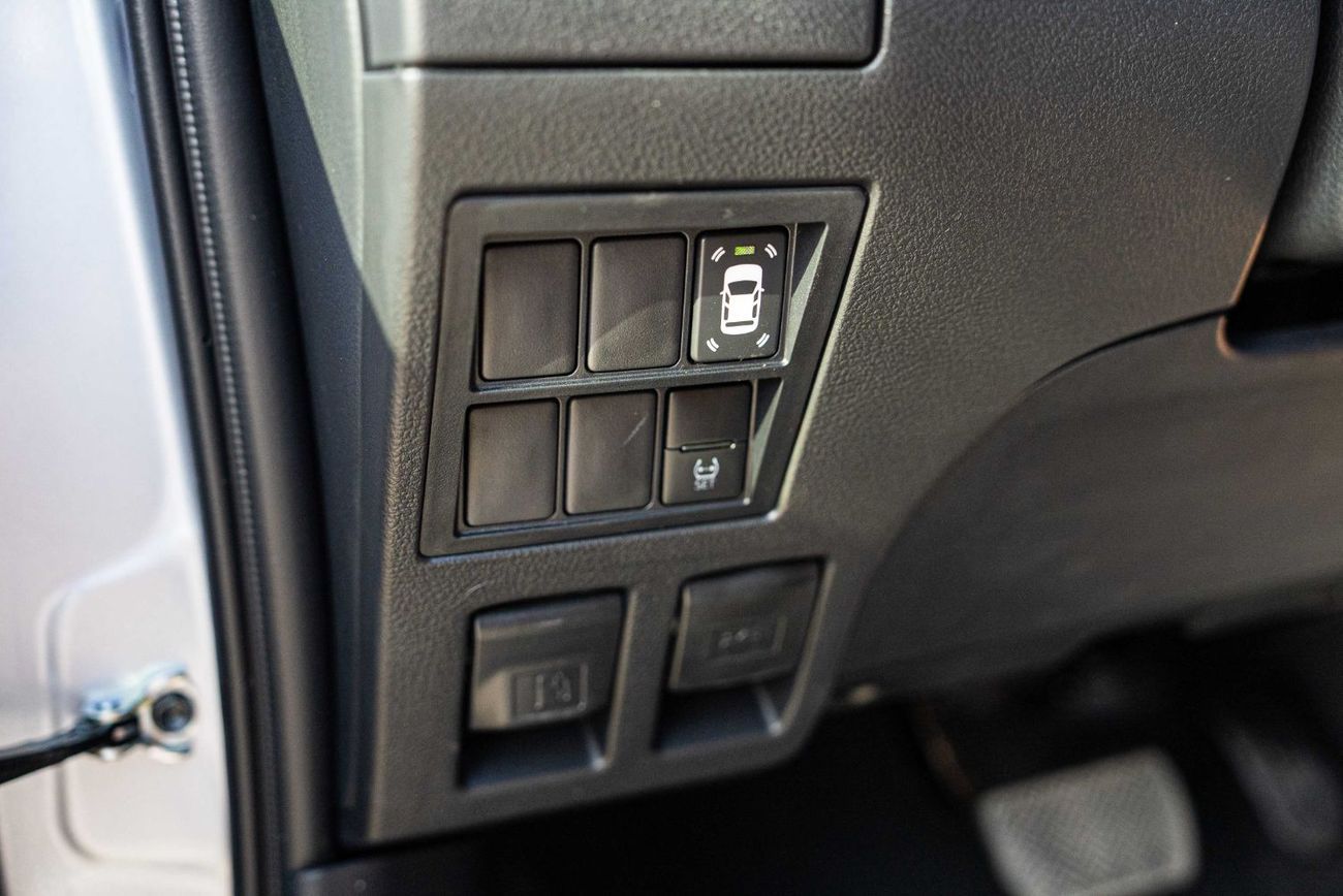 Toyota Fortuner 2.7 - Silver Metallic Inside Chamois | Export Only