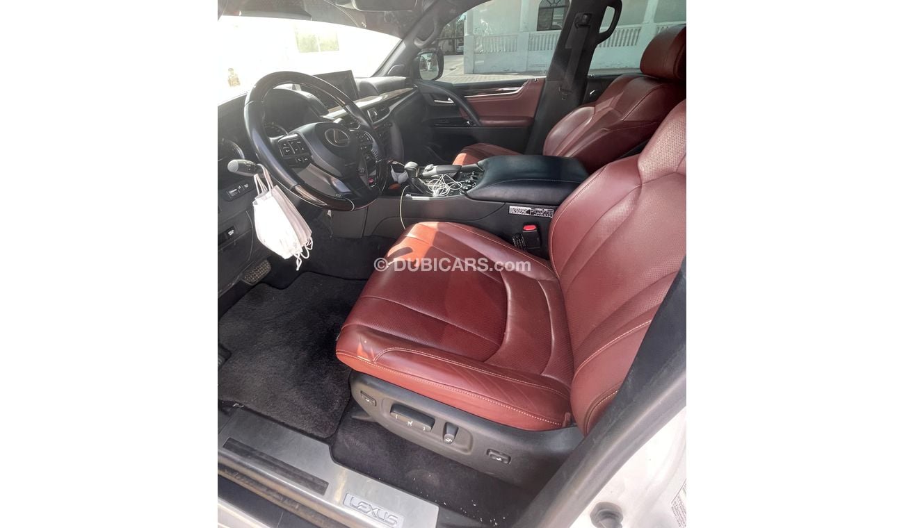 لكزس LX 570