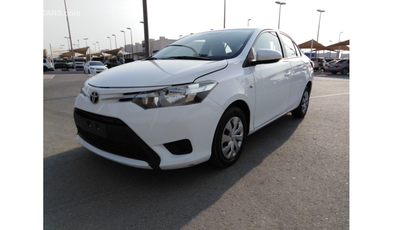 تويوتا يارس Toyota yaris gcc 2014 very celen car