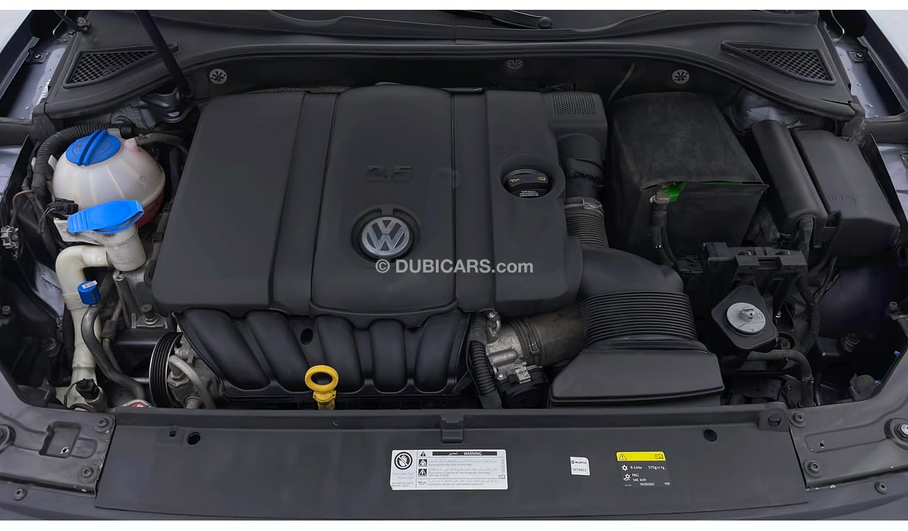 فولكس واجن باسات R LINE 2.5 | +مع الضمان | كمان تم فحص ١٥٠