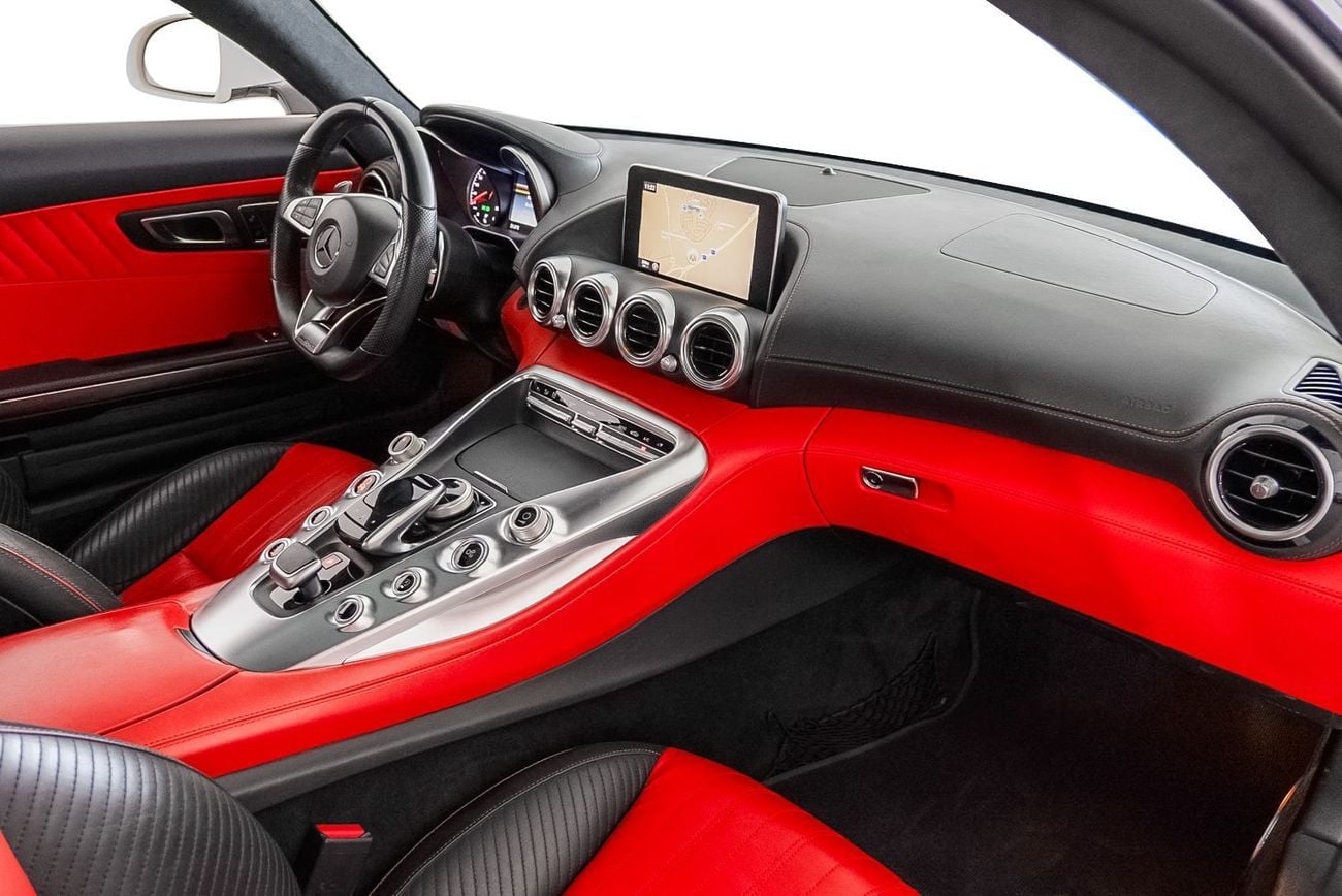 مرسيدس بنز AMG GT