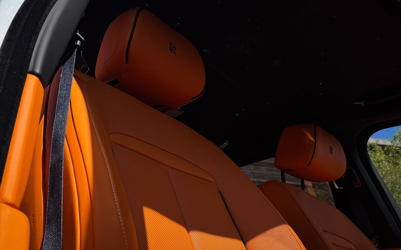 رولز رويس كولينان Black Badge Series II Right Hand Drive