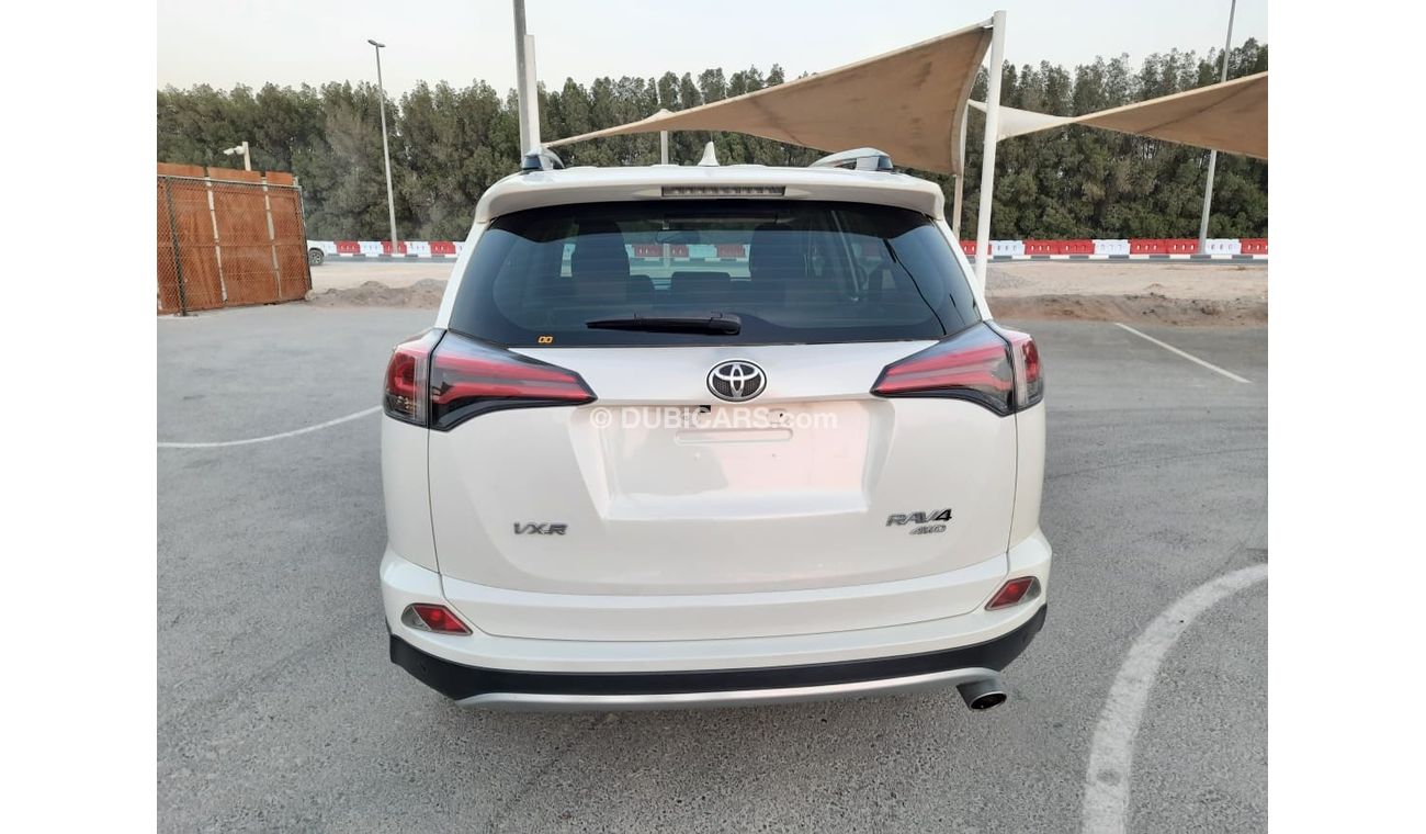 تويوتا راف ٤ تويوتا راف4 2017 خليجي فل مواصفات رقم 1 تشيكات وكاله بدون حوادث