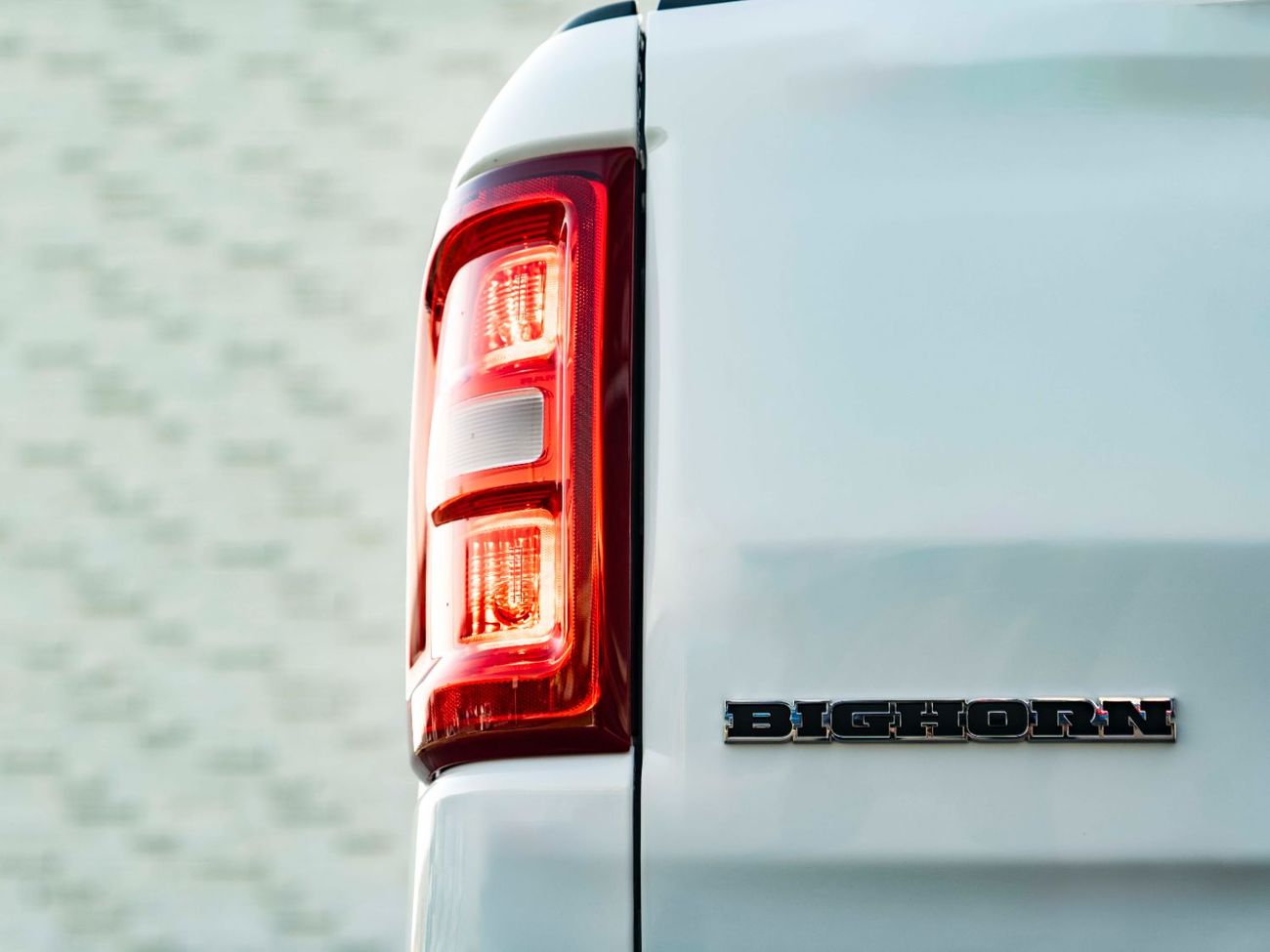 رام 1500 Bighorn Crew Cab 5.7L