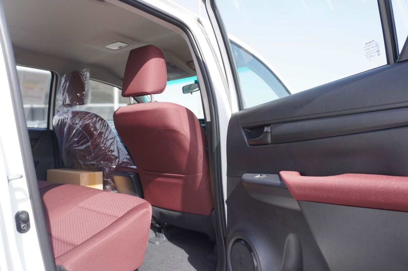 تويوتا هيلوكس HILUX 2.7L 4X2 A/T