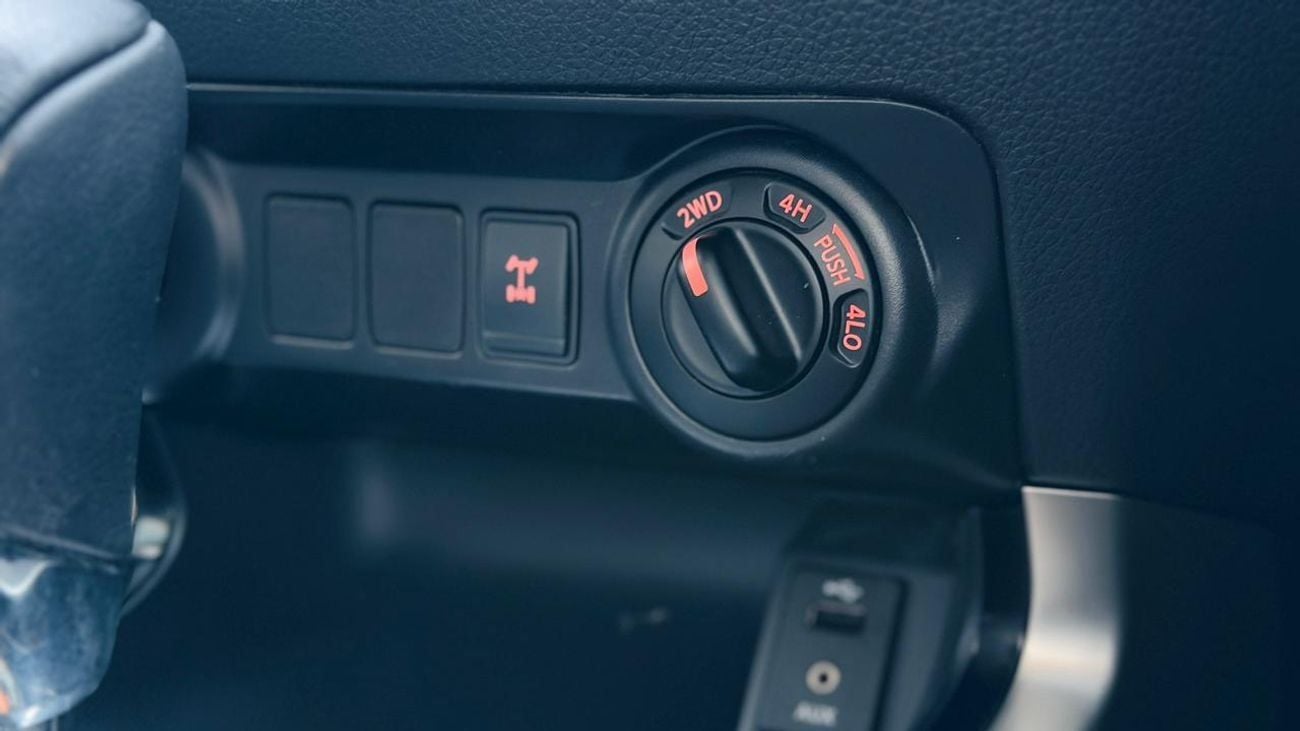 Nissan Navara MODIFIED TO 2024  MODEL | DOUBLE CABIN | 2017 | RHD | 2.3L DIESEL ENGINE | 4 X 4 | REAR VIEW CAMERA