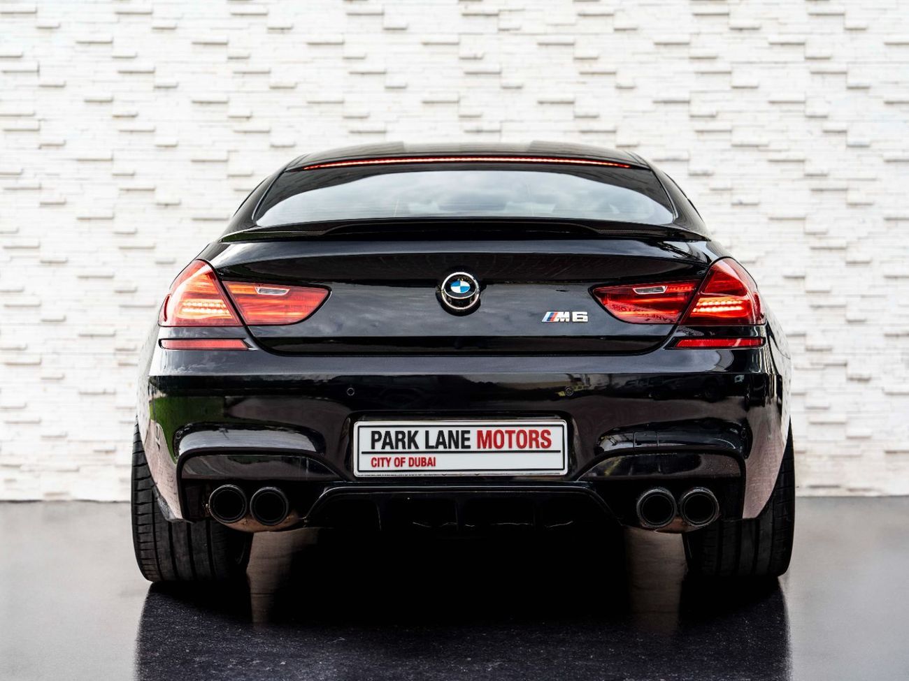 BMW M6 Std 4.4L