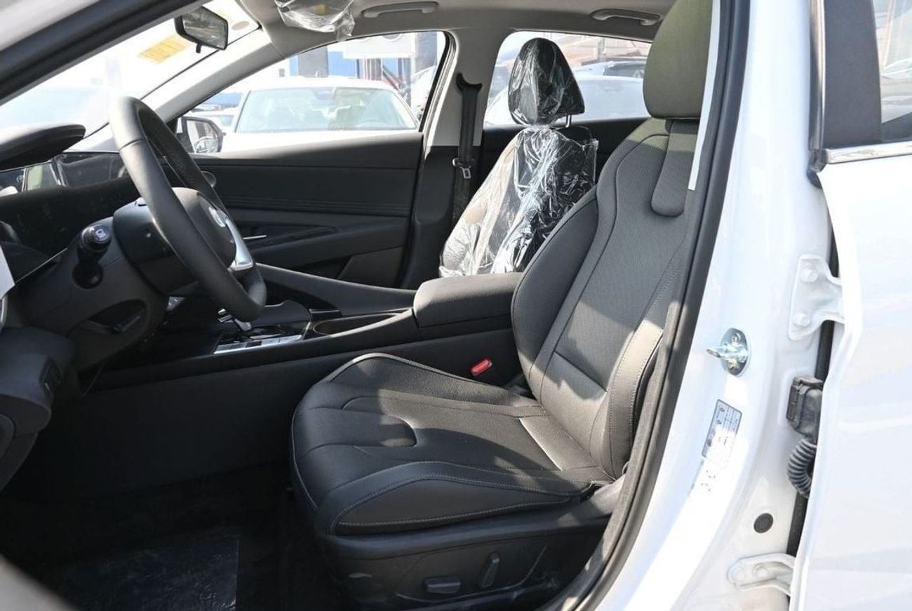 Hyundai Elantra Hyundai Elentra LUX 1.5L, Petrol, Model 2024, Color White (Export Price)
