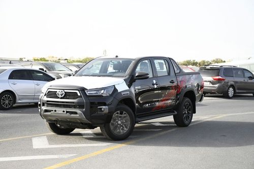 تويوتا هيلوكس Adventure 4.0L With Air Compressor