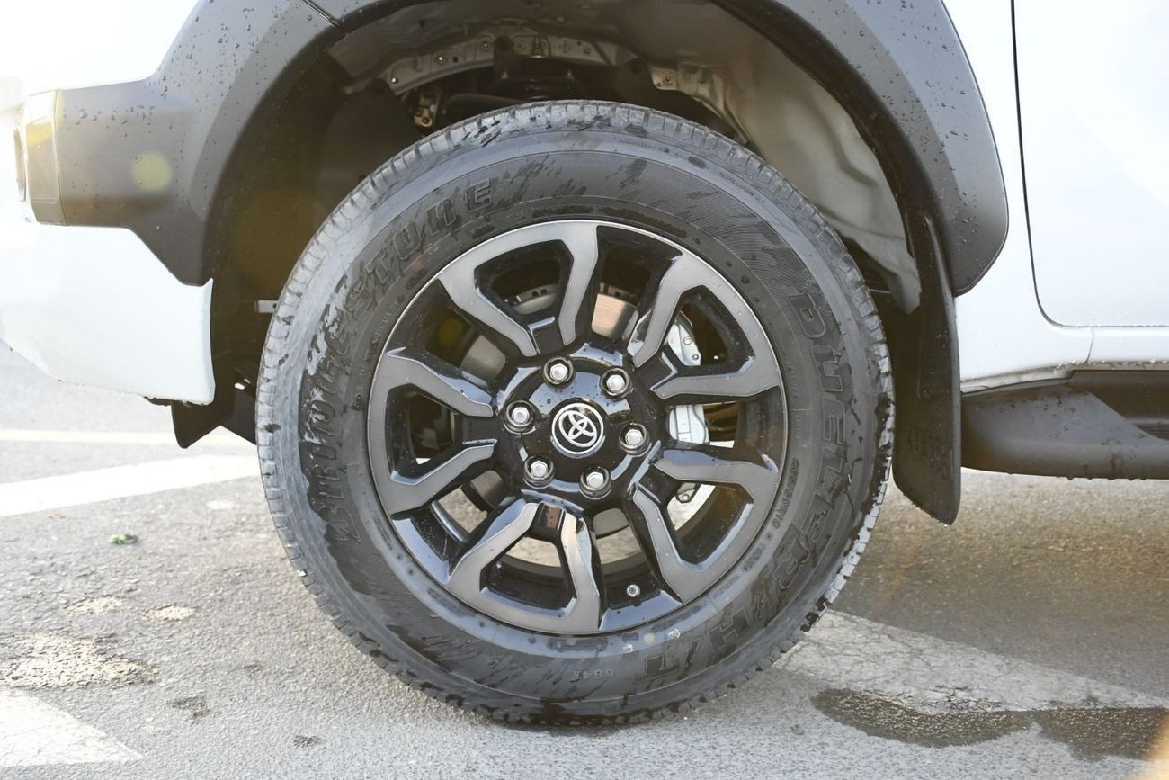 Toyota Hilux Adventure 4.0L  With Air Compressor  Full Option ( Ready Stock )