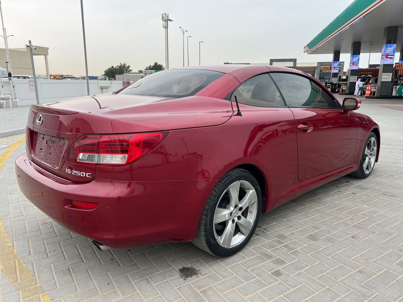 لكزس IS 250C IS 250c