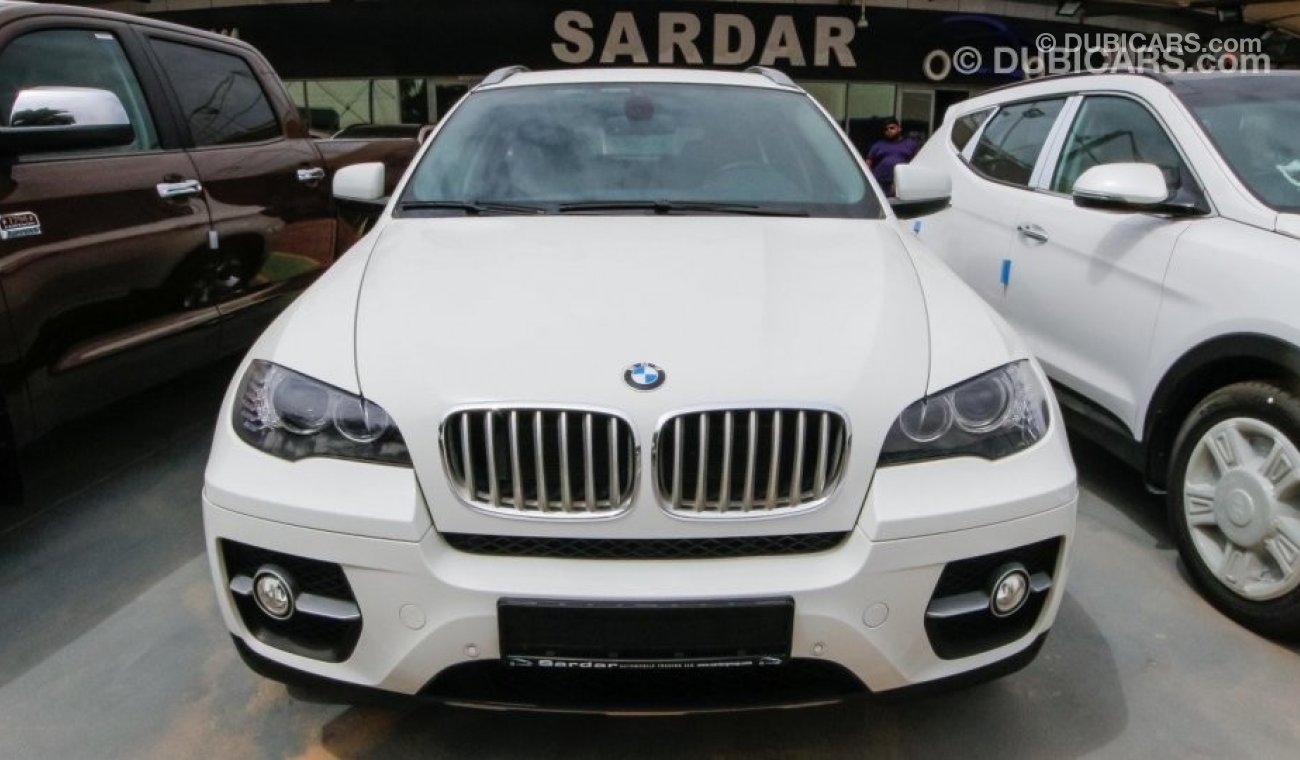 بي أم دبليو X6 XDrive 50i