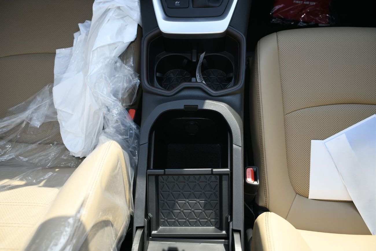 تويوتا راف ٤ 2.5L HEV Limited With Rader Full Option Saudi Spec (Ready Stock)