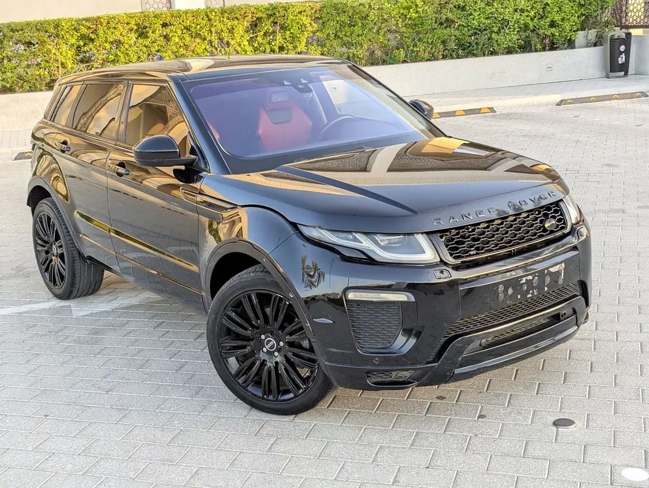لاند روفر رانج روفر إيفوك SE US Premium Condition Clean Well Maintained Luxury SUV