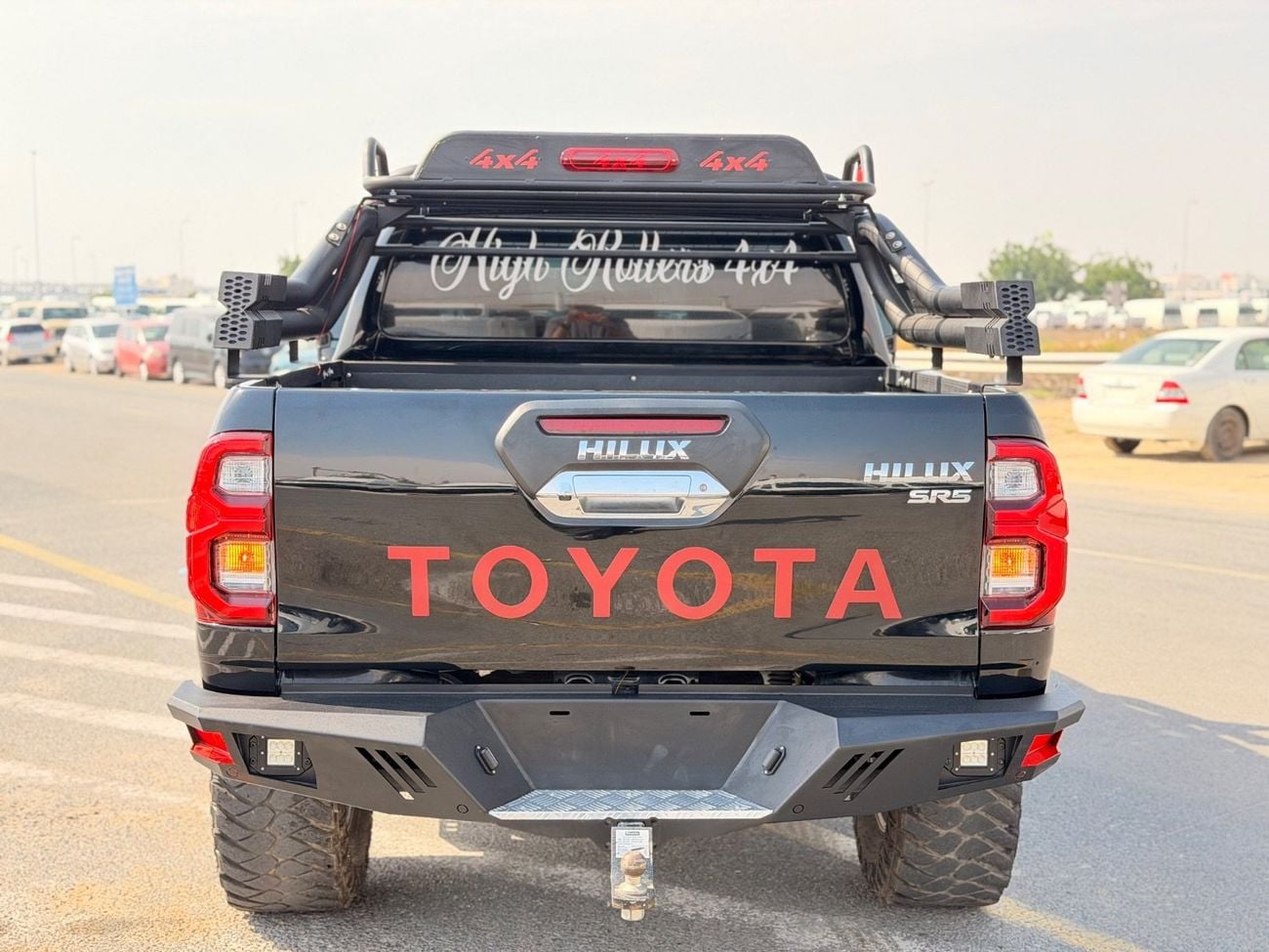 تويوتا هيلوكس GLX 2.7L Double Cab Utility 4WD A/T