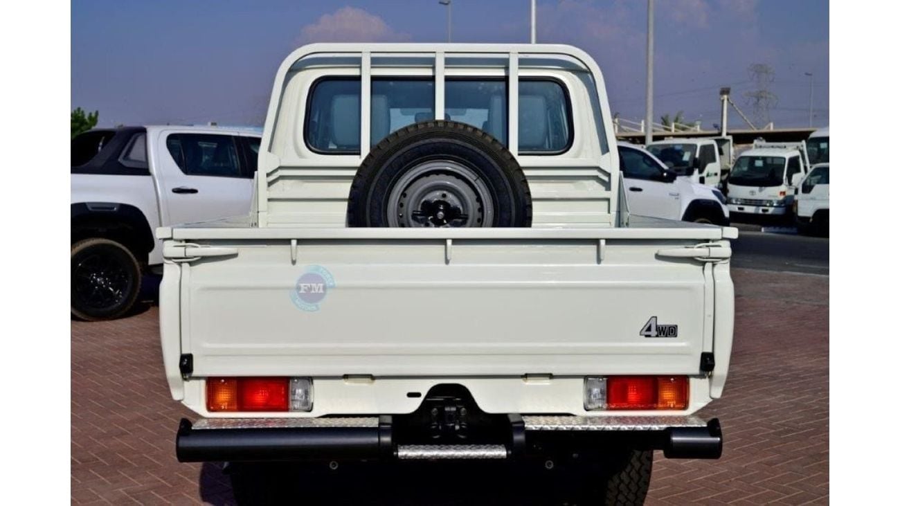 Toyota Land Cruiser 79 Double Cab Pickup 4.2L Diesel Manual