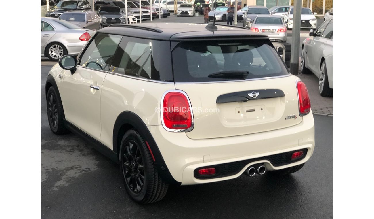 Mini Cooper S Mini copper model 2018 car prefect condition full option low mileage panoramic roof leather seats ba