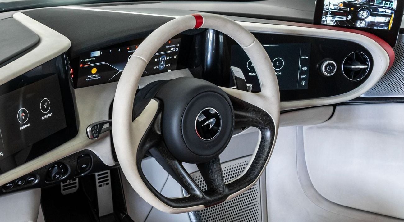 McLaren Speedtail STD