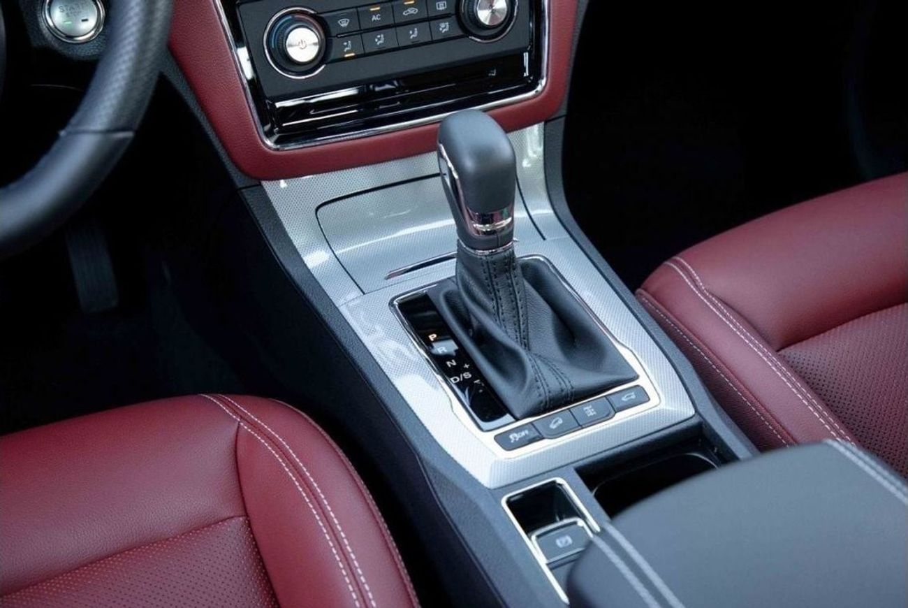 MG RX5 2023 MG RX5 2.0 AWD LUXURY - 3 Year Warranty & 1 Year Service - Black inside Black & Red