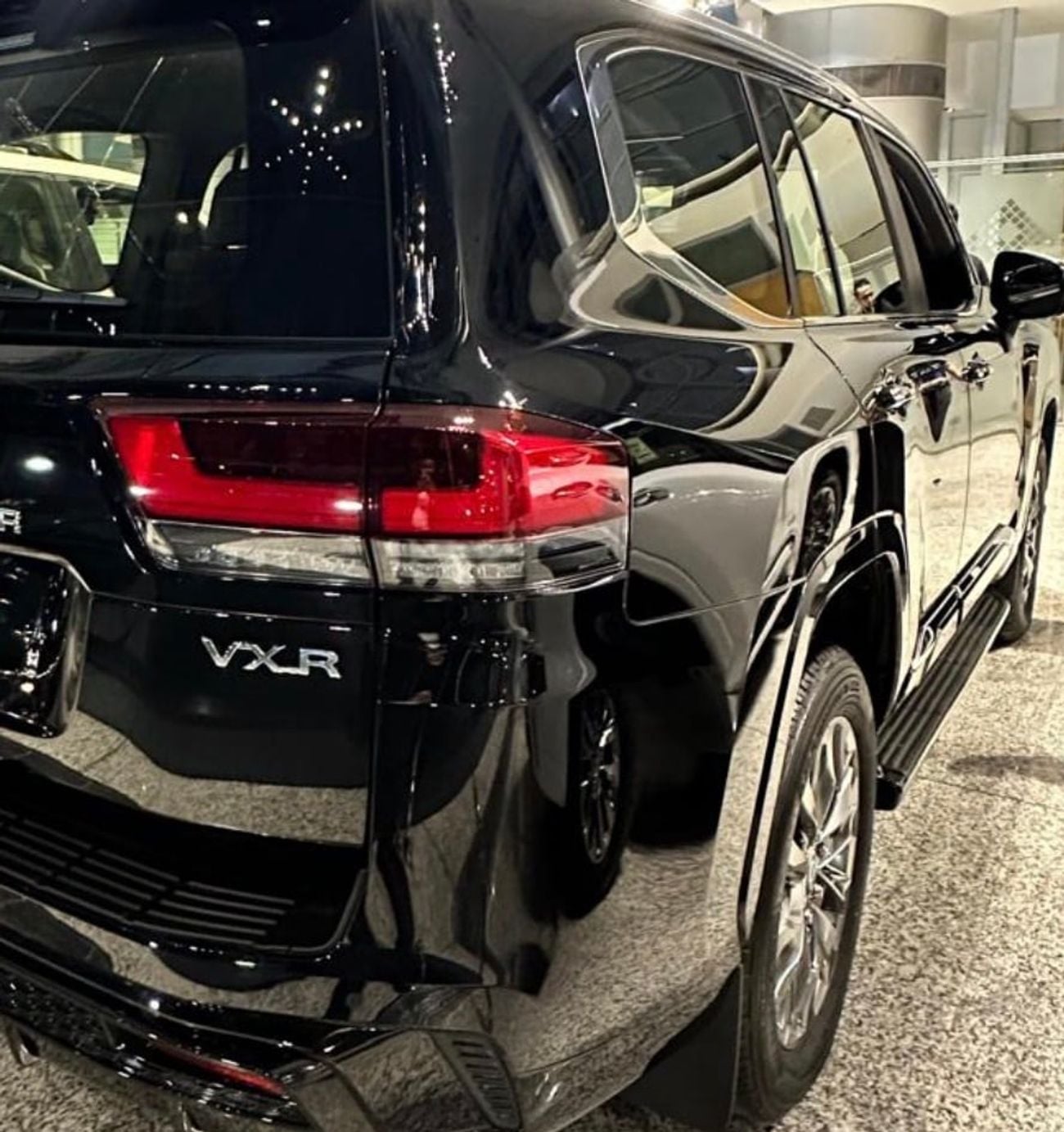 Toyota Land Cruiser VXR