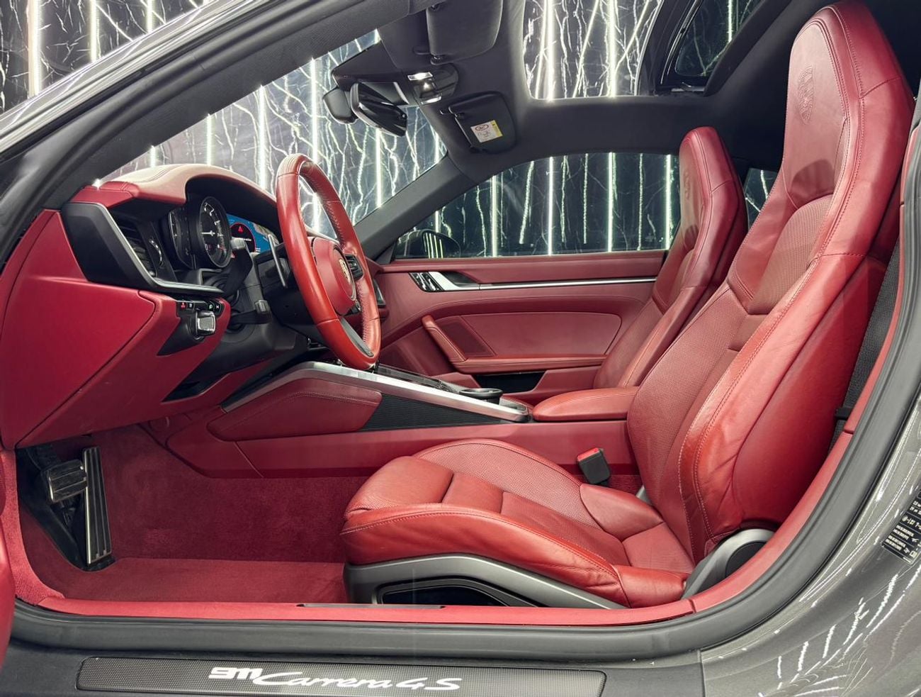 Porsche 911 Carrera 4S 3.0L (380 HP) Coupe