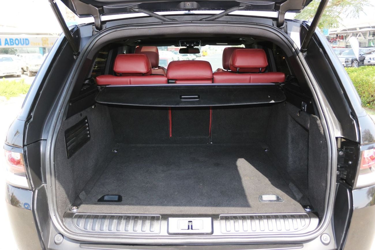 لاند روفر رينج روفر سبورت HSE 3.0L (335 HP)