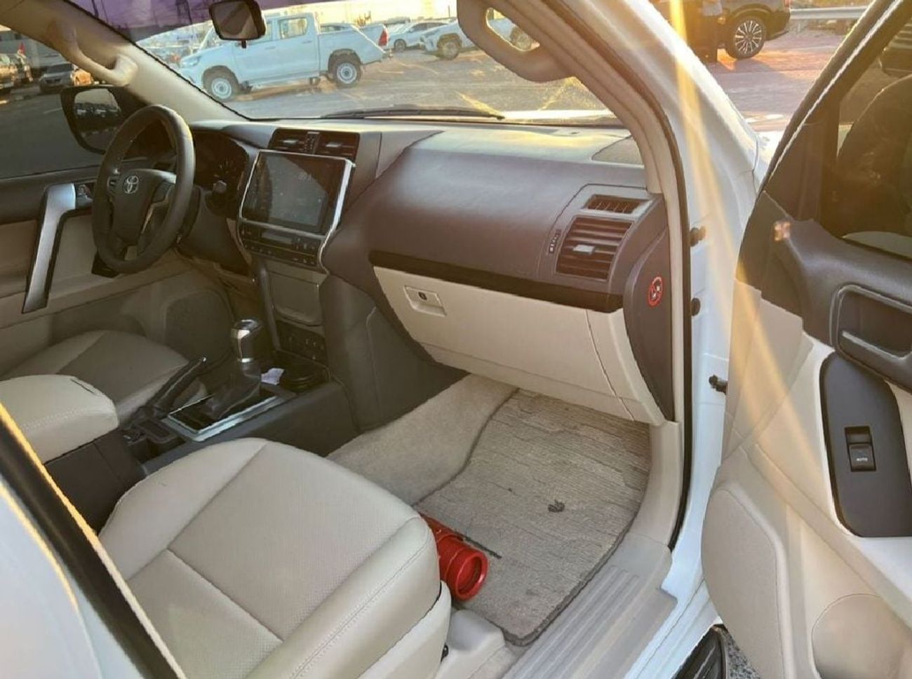 Toyota Prado Toyota prado 2018Model TxL 4.0L v6 petrol Engine AWD 4x4 Rear camera & sensors Full option colour wh