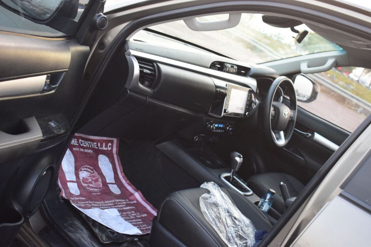 Toyota Hilux 2021 TOYOTA HILUX DOUBLE CABIN BROWN