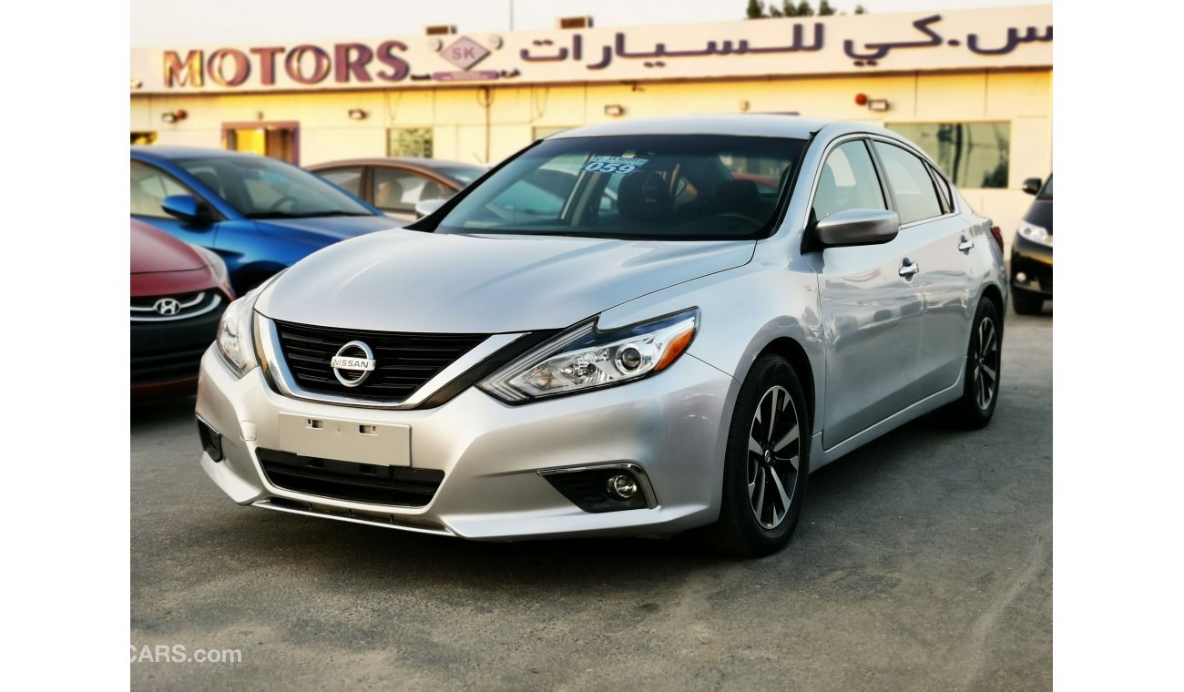 Nissan Altima 2.5L, 16" Alloy Rims, LED Fog Lights, Dual AirBags, CODE-222