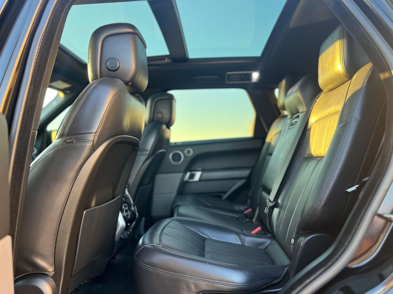 لاند روفر رينج روفر سبورت HSE 3.0L (340 HP)