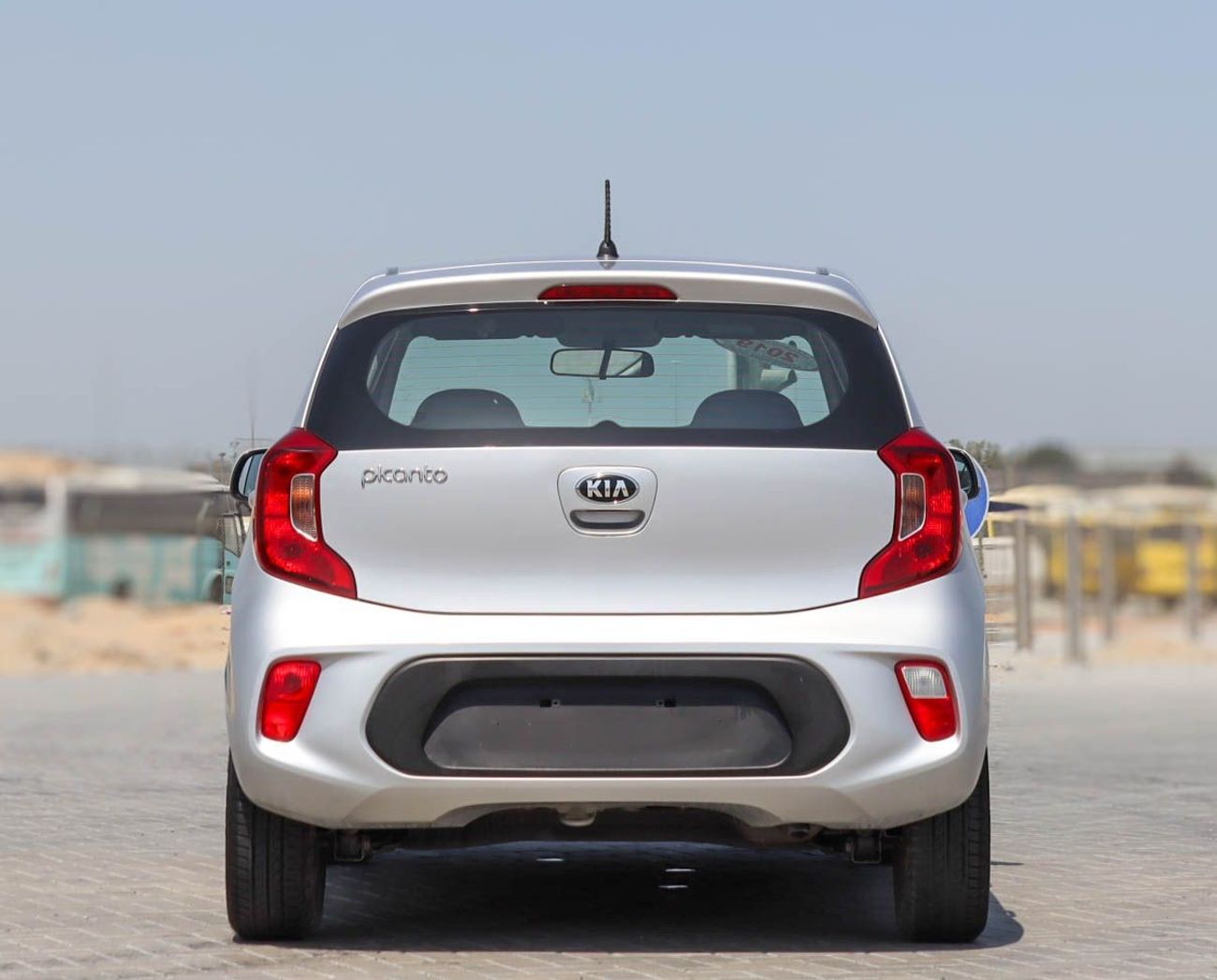 Kia Picanto Base 1.2L Kia Picanto 1.2L 2020 GCC accident-free, in excellent condition, 376 P.M