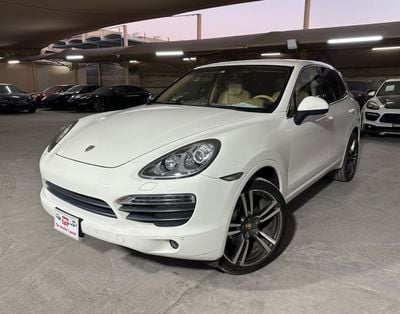 Porsche Cayenne S PORSCHE CAYENNE 2012 | PORSCHE SERVICE HISTORY | TWO KEYS | 14-WAY ADAPTIVE SEATS