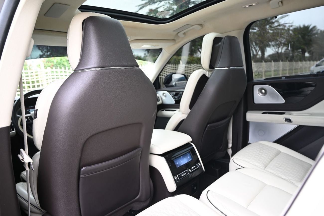 Lincoln Aviator Presidential 3.0L - HOT DEALS - GCC - AGENCY MAINTAINED - UNDER WARRANTY 2028 - LINCOLN AVIATOR