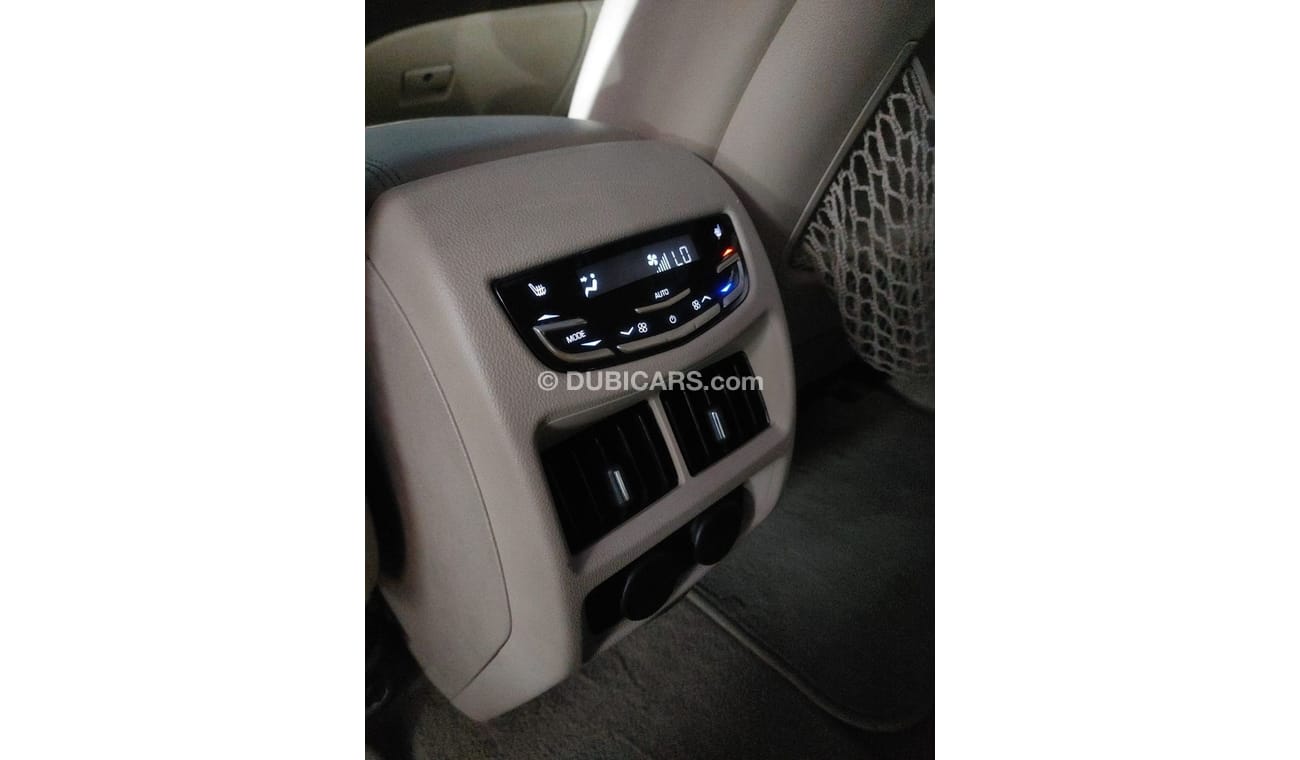 Cadillac SRX Premium
