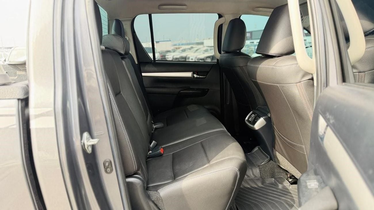 Toyota Hilux DOUBLE CABIN REVO | 2022 | 2.8L DIESEL ENGINE | RHD | AUTOMATIC TRANSMISSION | PUSH START | DIGITAL