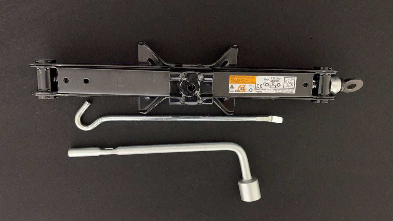 Mitsubishi Eclipse Cross GLX LOWLINE 1.5 | Zero Down Payment | Home Test Drive