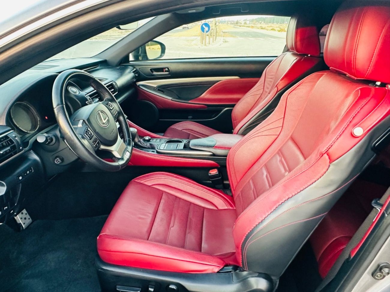 Lexus RC350 F-Sport 3.5L MODEL 2015 GCC CAR PERFECT CONDITION INSIDE AND OUTSIDE FULL OPTION SUN ROOF LEATHER SE